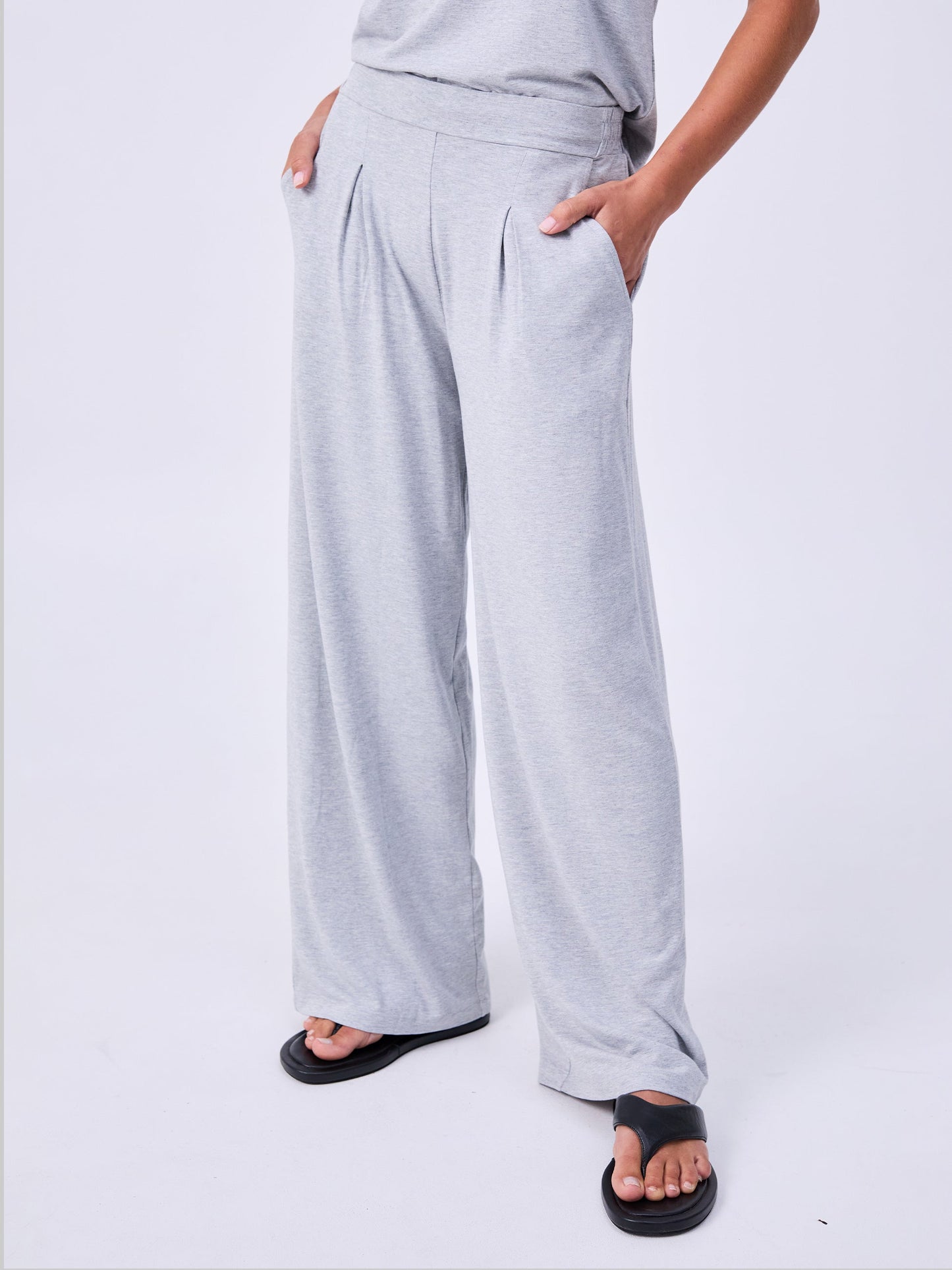 Pleat Front Wide Leg Pants - Melange Grey