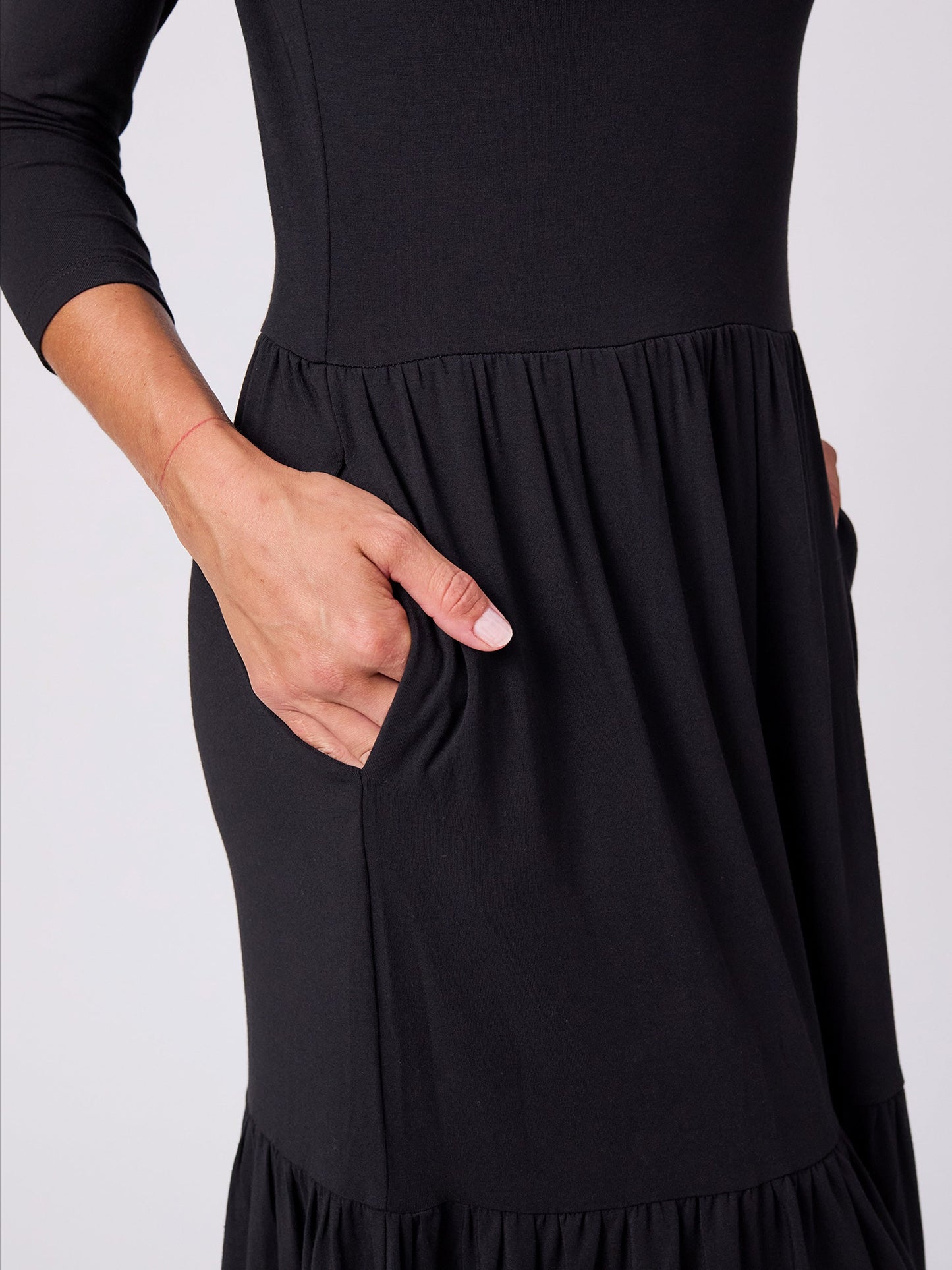 Wander Tiered Dress - Black