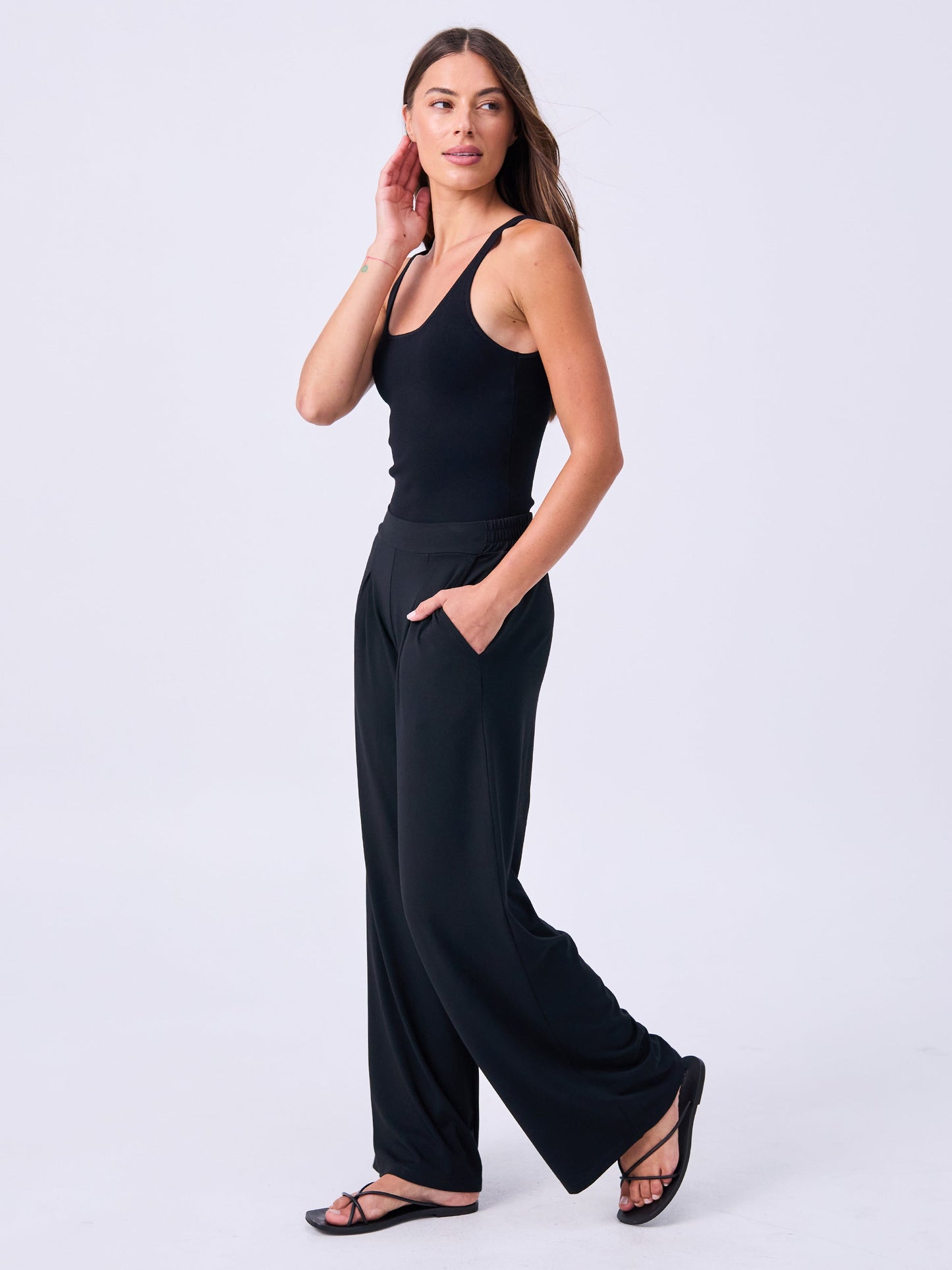 Pleat  Front Wide Leg Pants - Black