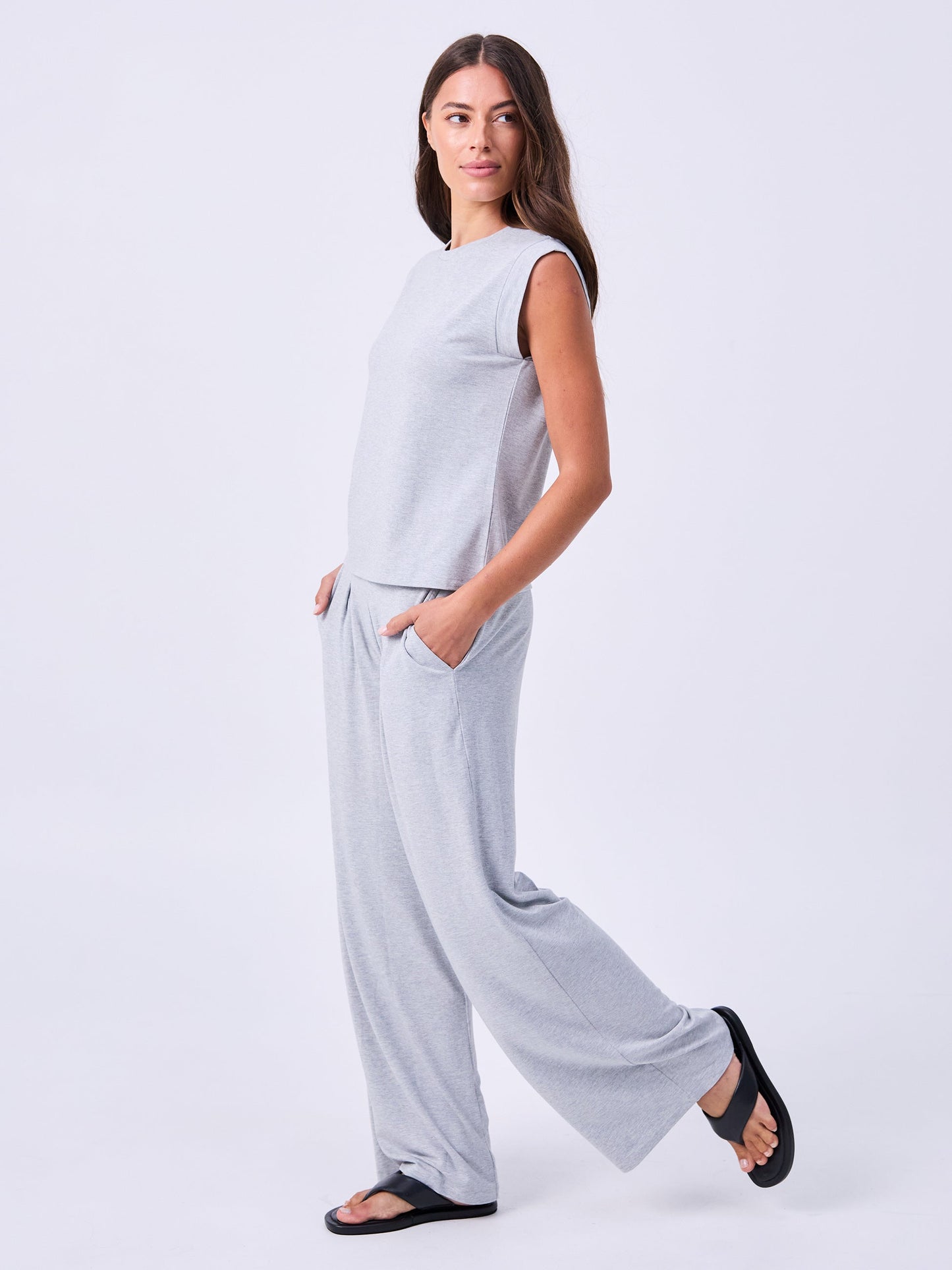 Pleat  Front Wide Leg Pants - Melange Grey