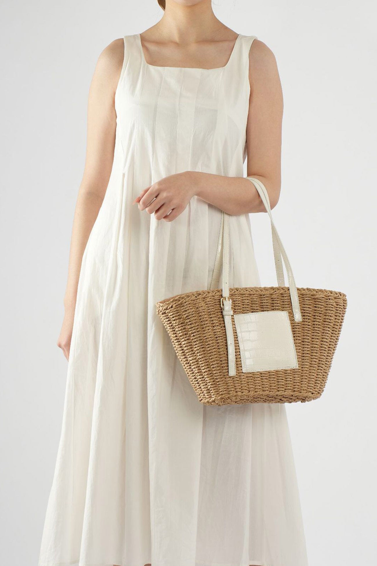 Handmade Side Pocket Straw Bag