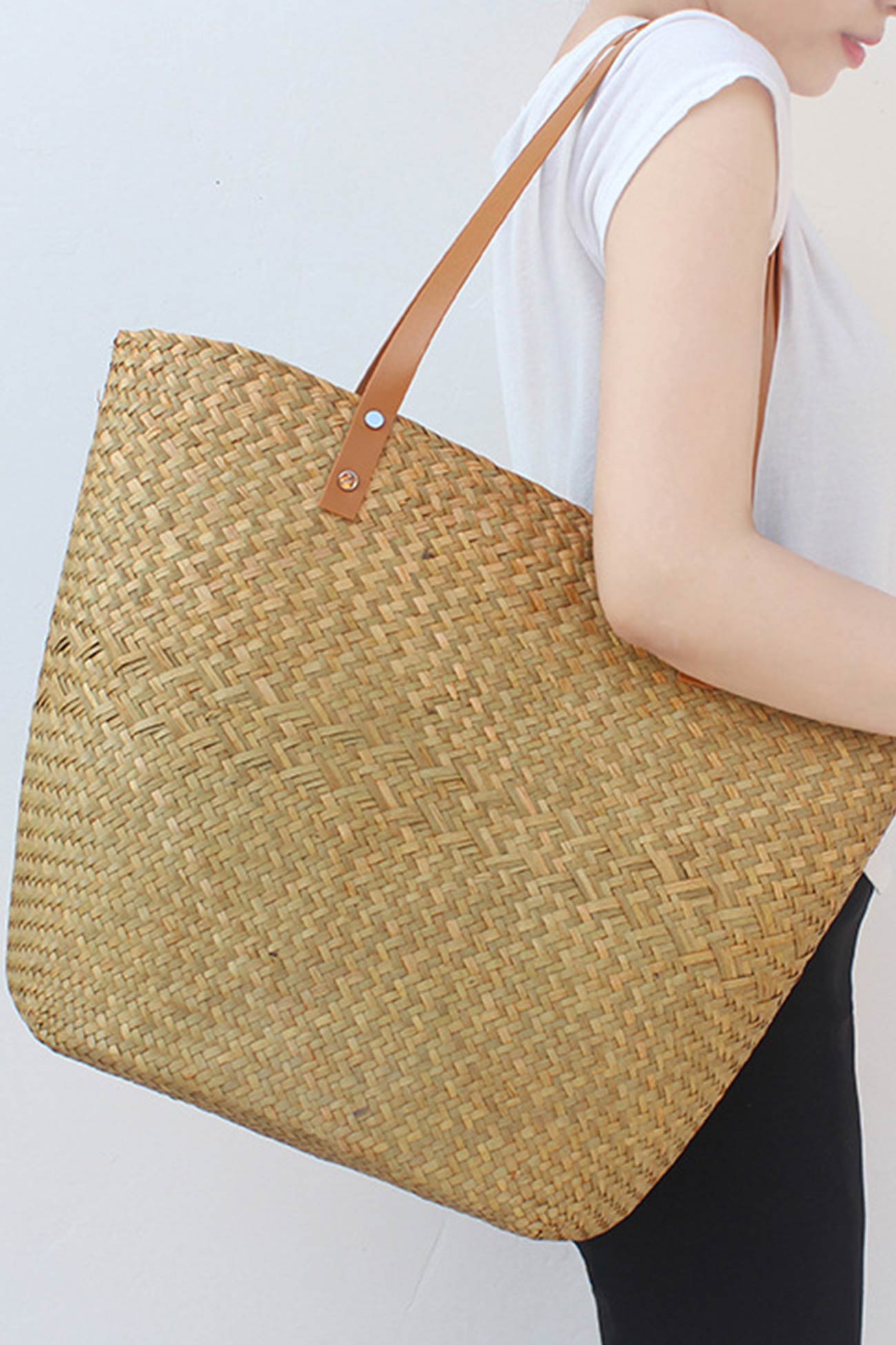 Handwoven Large Capacity Tote Straw Bag