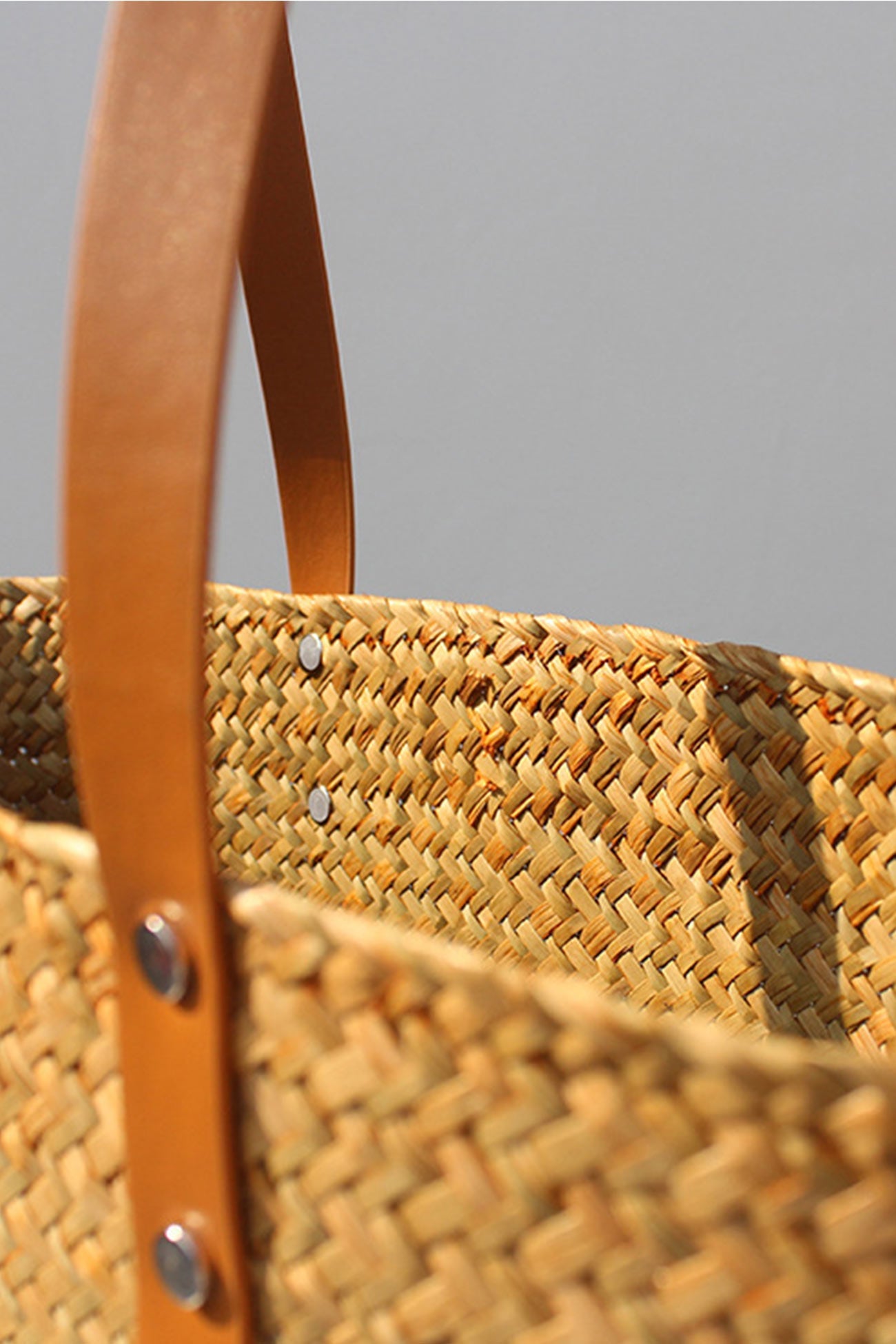 Handwoven Large Capacity Tote Straw Bag