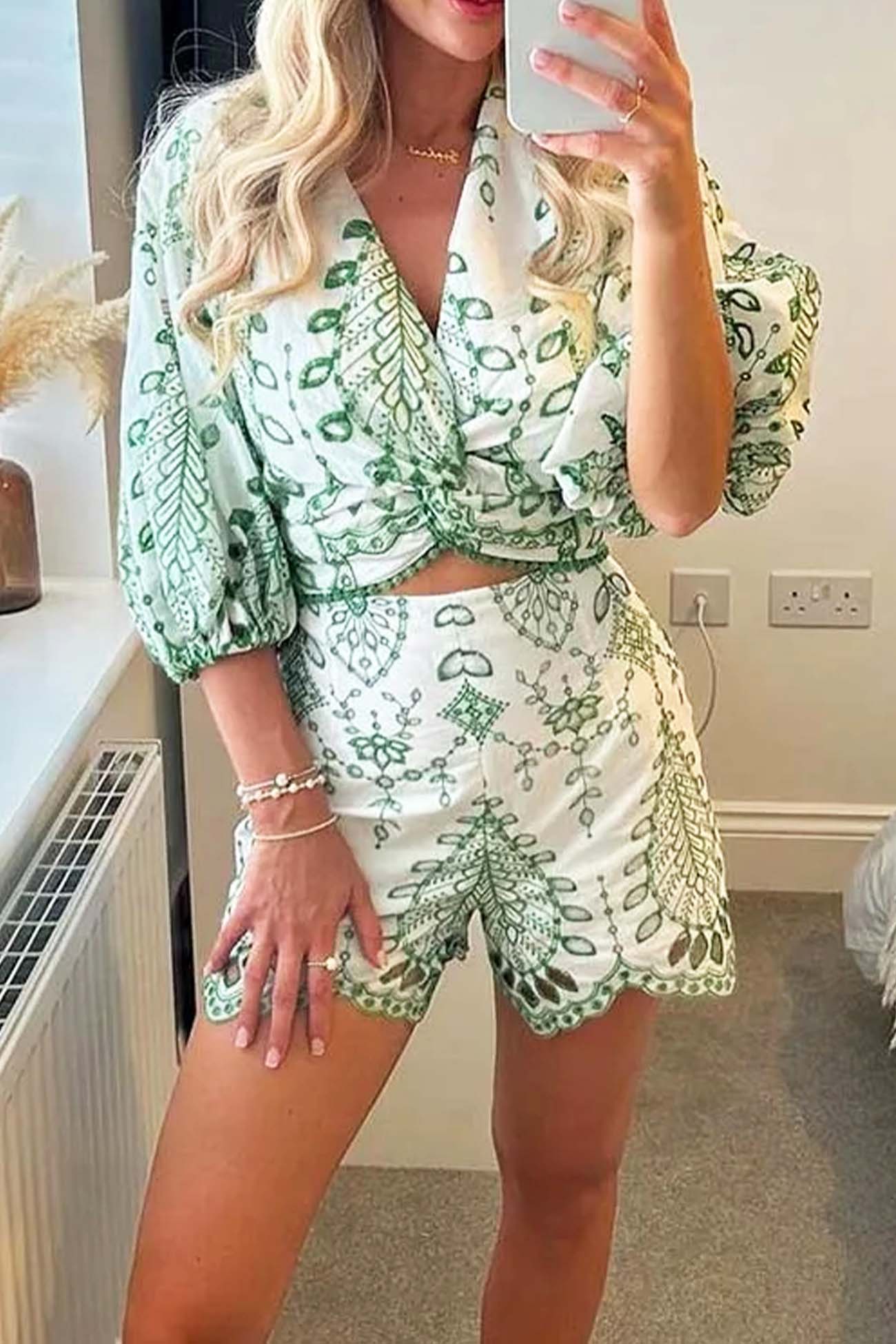Hollow Embroidery V Neck Twisted Shorts Set