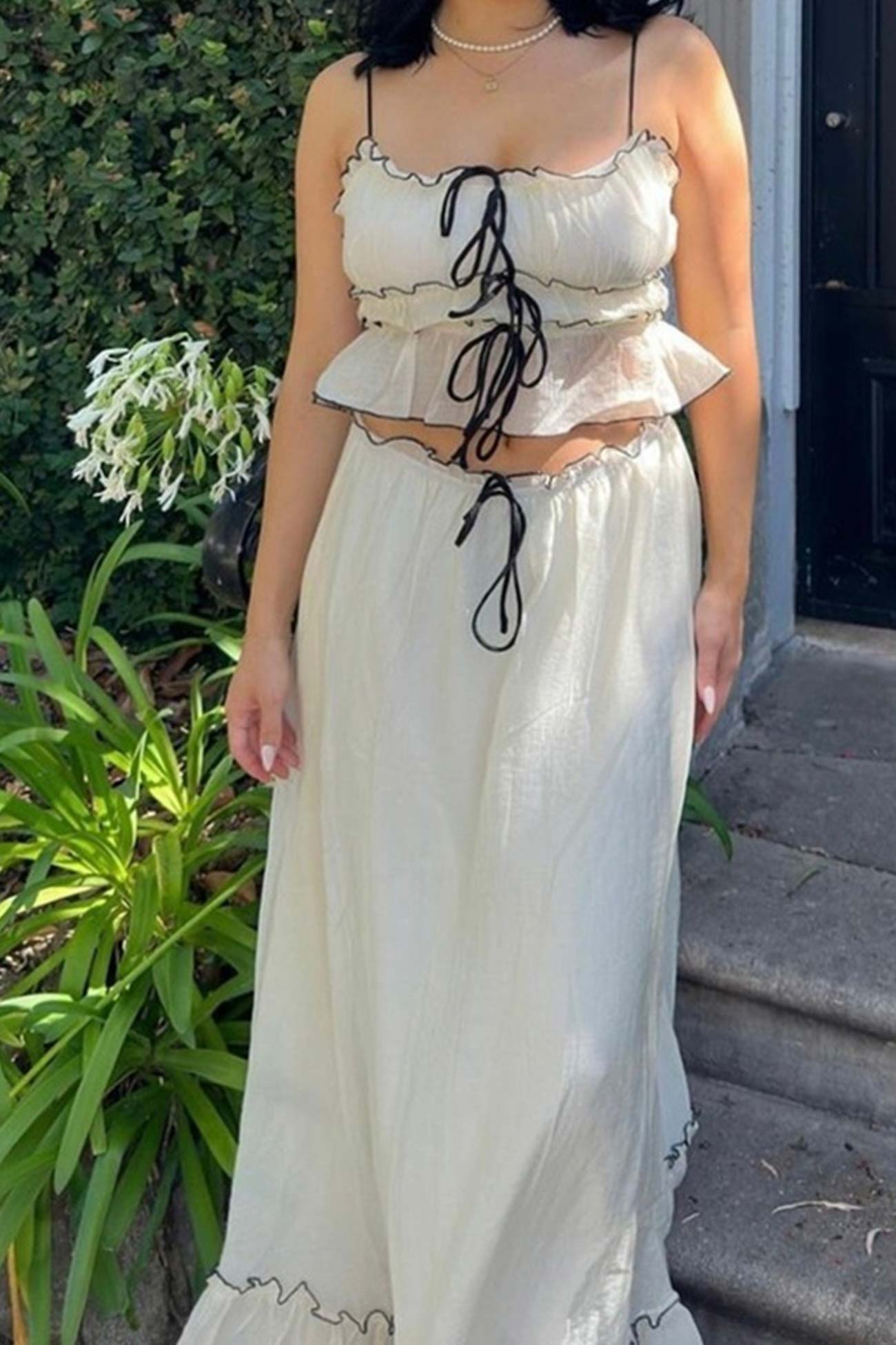 Tie-up Ruffle Midi Skirt Suits