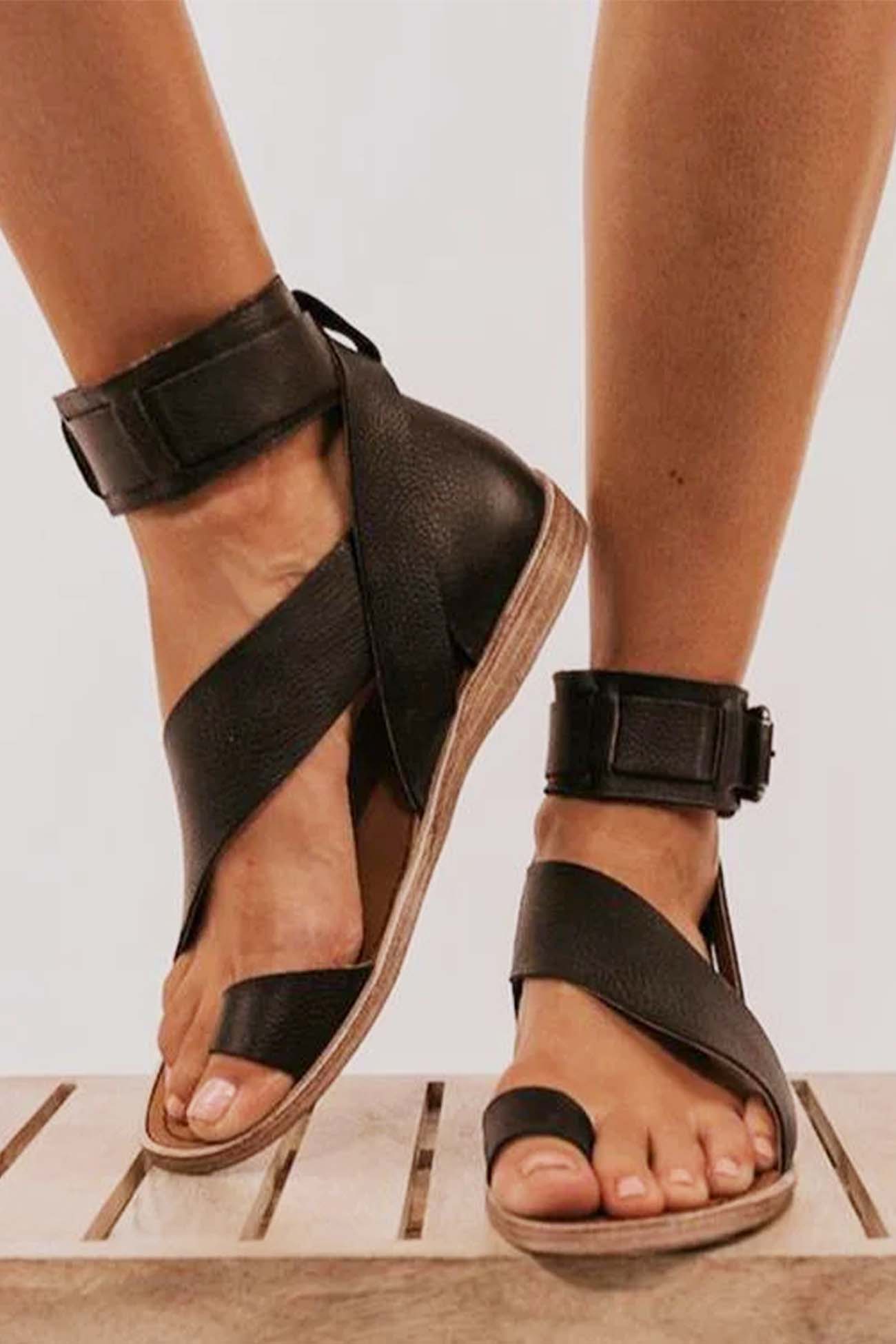 Toe Ring Buckle Strap Flat Sandals